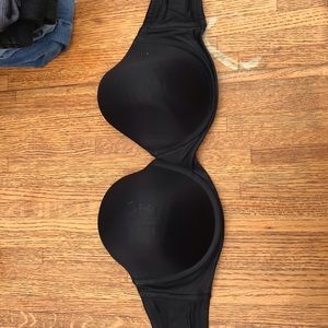 STRAPLESS BRA SIZE 40C